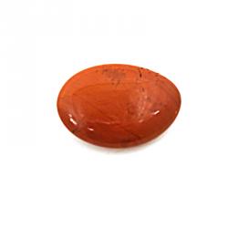 Ovaler Schmeichelstein aus rotem Jaspis