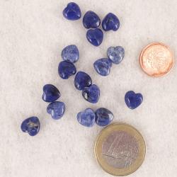 Schmuck selber machen: Kleine blaue Sodalith Herzen  