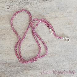 Zarte Edelsteinkette aus rosa Turmalin, einzeln von Hand geknotet 
