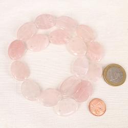 Schmuck DIY: Ovale Rosenquarze mit zwei frontalen Bohrungen
